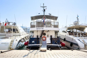 Hôtel Cannes Boat